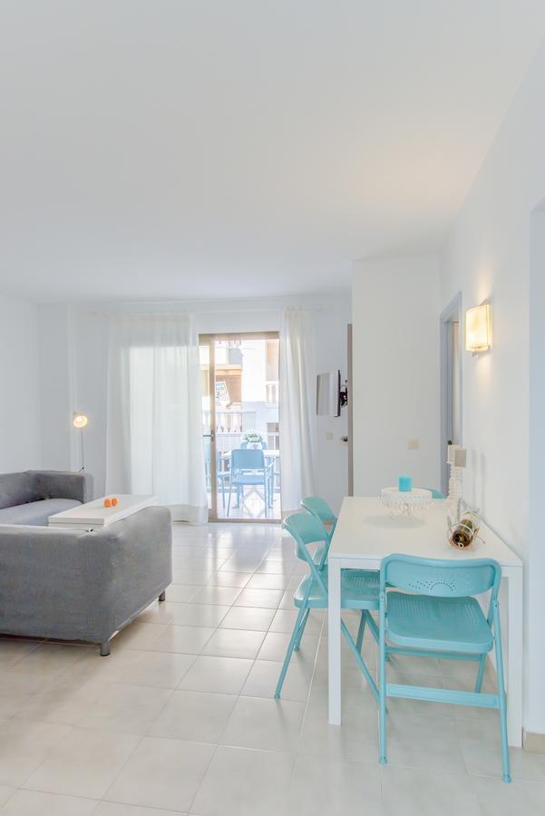 Apartamentos Lago Colonia de Sant Jordi Ngoại thất bức ảnh